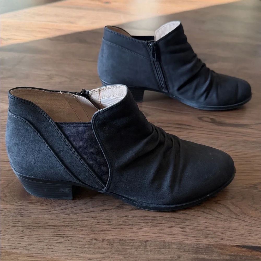 Life Stride Velocity 2.0 Women's 10 Black Ankle Length Boots